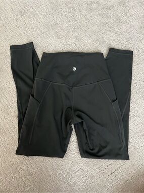 Lululemon high rise leggings 25” with pockets